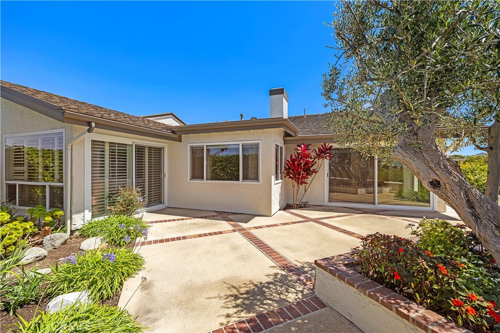 1 Breakwater Drive, Corona Del Mar CA 92625 - photo 13