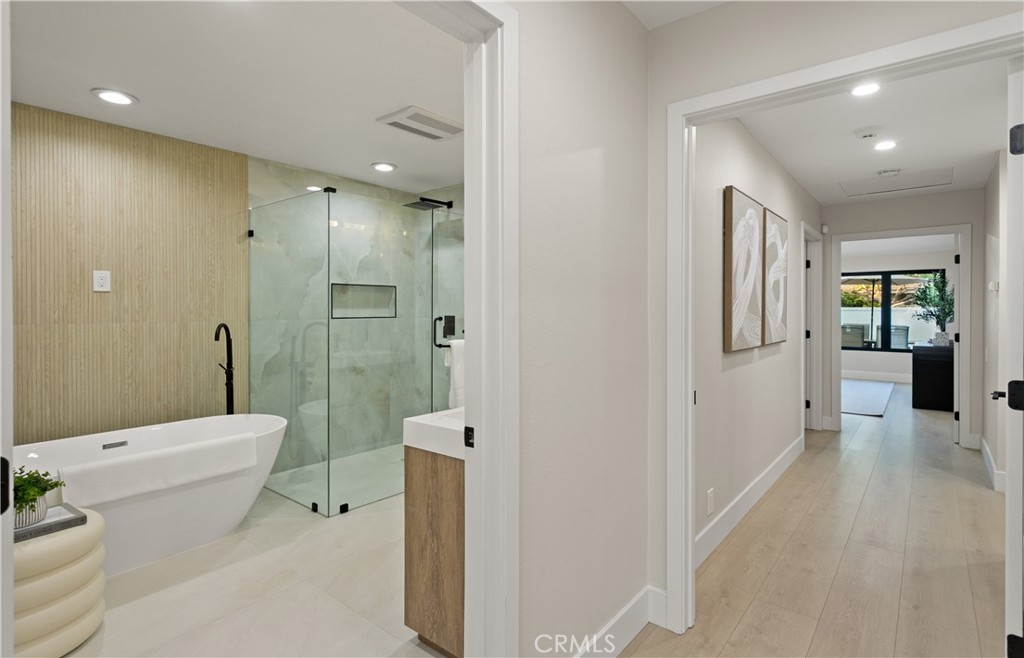 10 White Water Drive, Corona Del Mar CA 92625 - photo 24