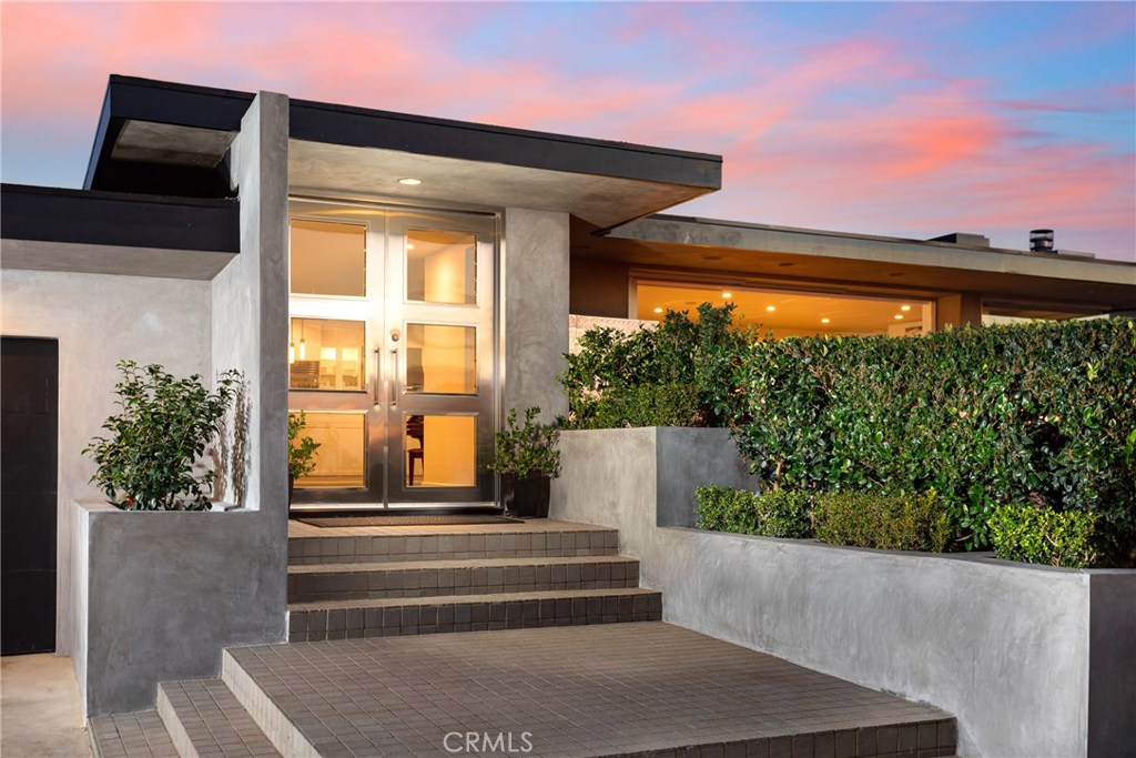 1020 White Sails Way, Corona Del Mar CA 92625 - photo 1