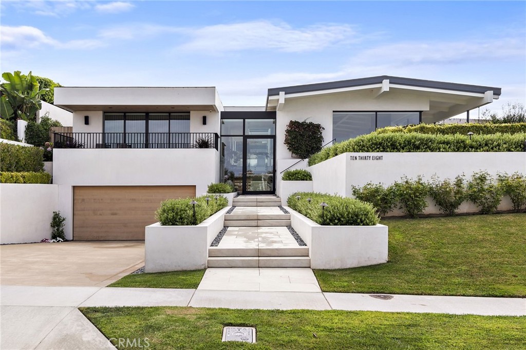 1038 White Sails Way, Corona Del Mar CA 92625 - photo 1