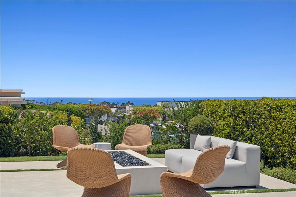 1120 White Sails Way, Corona Del Mar CA 92625 - photo 2