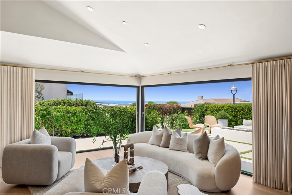 1120 White Sails Way, Corona Del Mar CA 92625 - photo 5