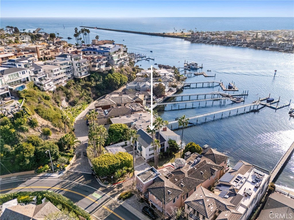 115 Bayside Place 115, Corona Del Mar CA 92625 - photo 1