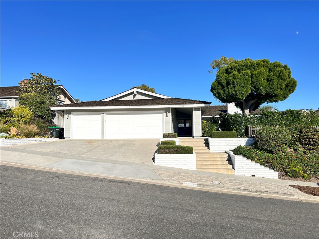 1200 Outrigger, Corona Del Mar CA 92625 - photo 1