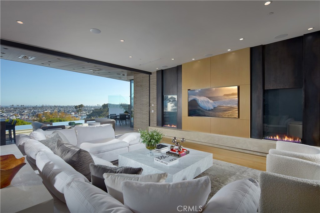 1201 Dolphin Terrace, Corona Del Mar CA 92625 - photo 30