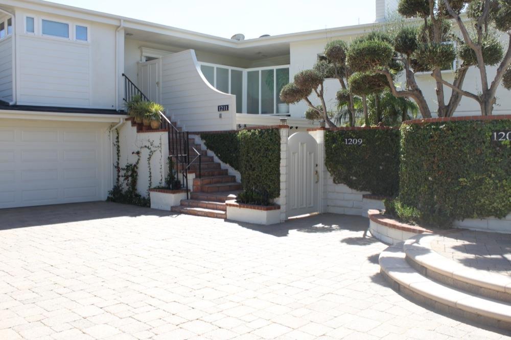 1209 Bayside Drive 102, Corona Del Mar CA 92625 - photo 1