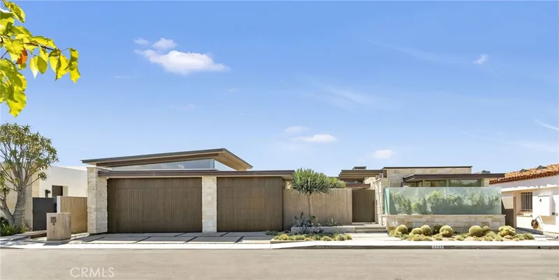 1231 Dolphin, Corona Del Mar, CA 92625