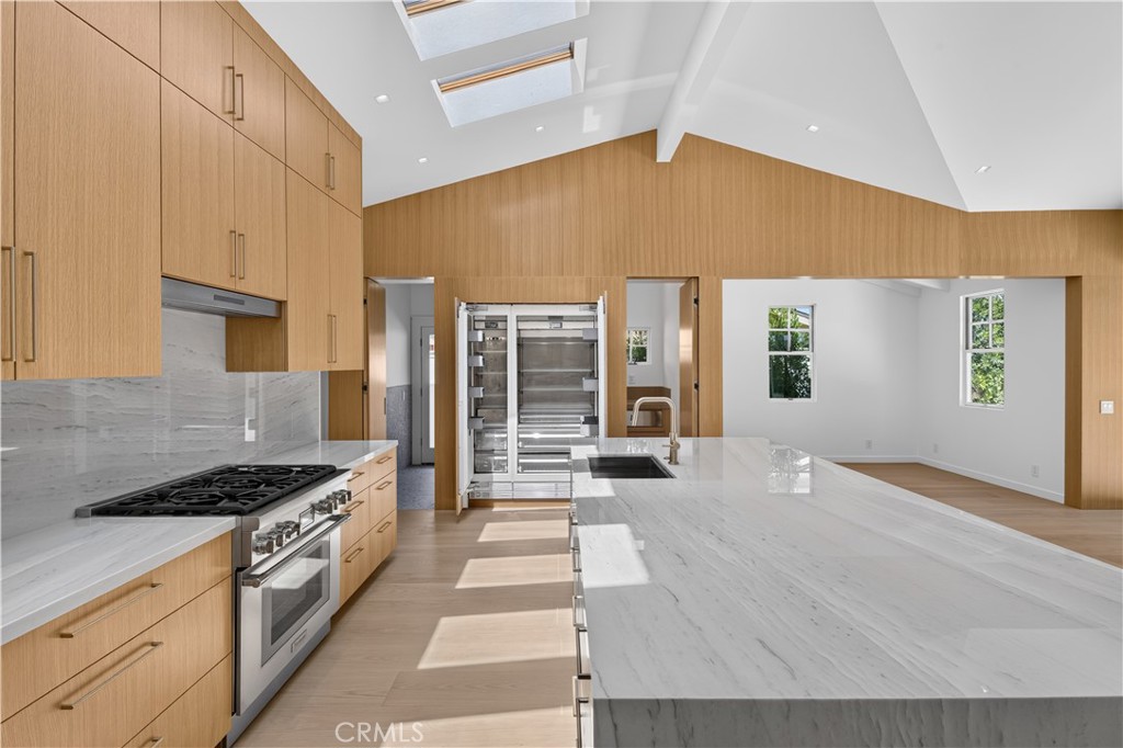 1312 Santanella, Corona Del Mar CA 92625 - photo 8