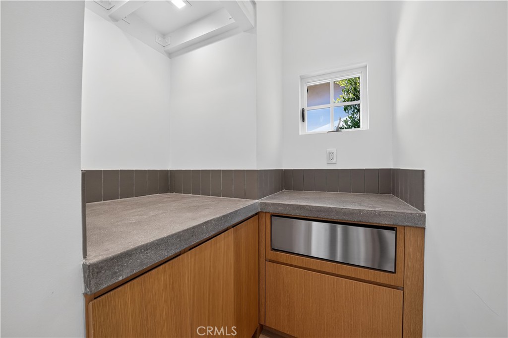 1312 Santanella, Corona Del Mar CA 92625 - photo 15