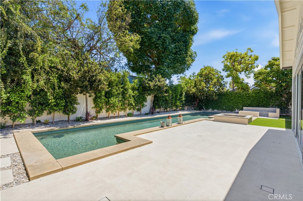 1312 Santanella, Corona Del Mar CA 92625 - photo 42