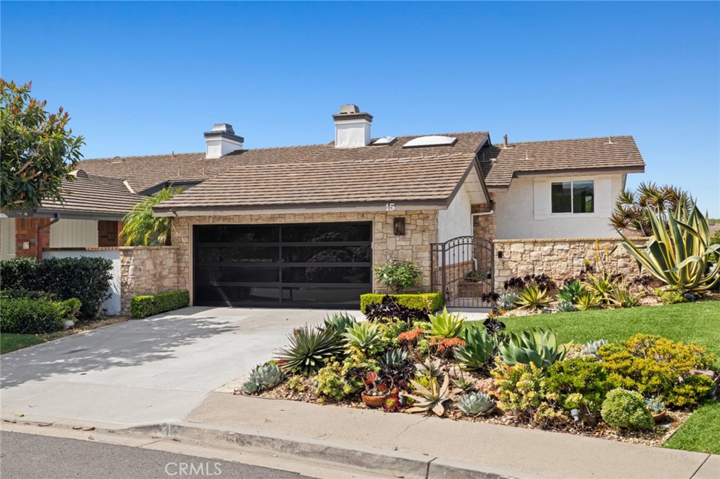 15 Curl Drive, Corona Del Mar CA 92625 - photo 1
