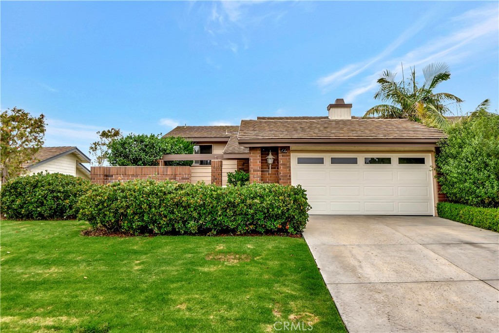 15 White Water Drive, Corona Del Mar CA 92625 - photo 1