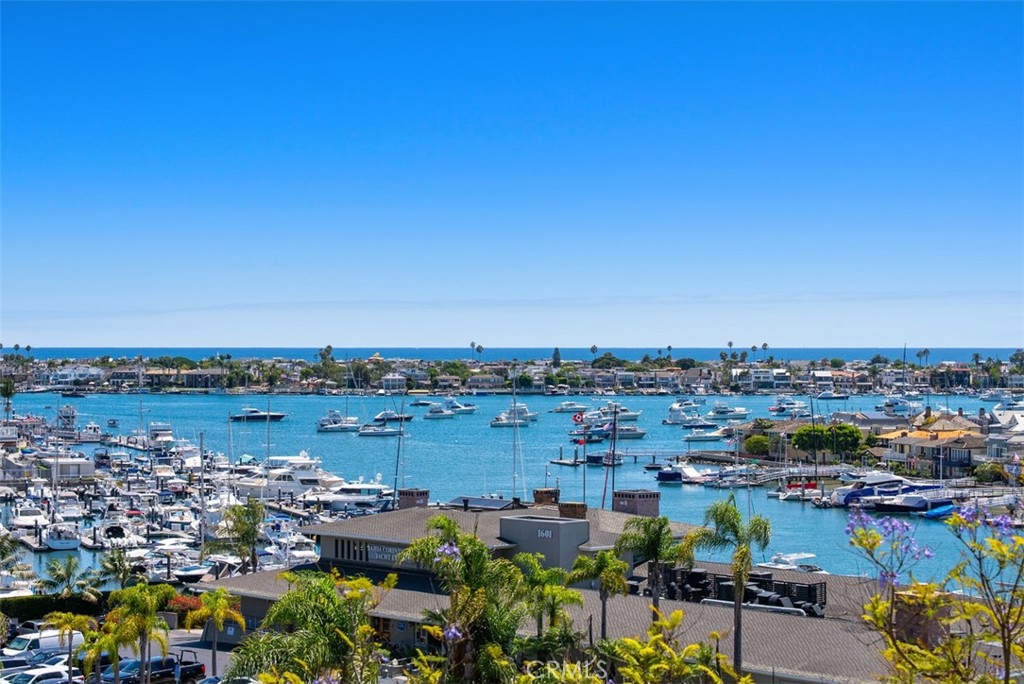 1523 Dolphin Terrace, Corona Del Mar CA 92625 - photo 32