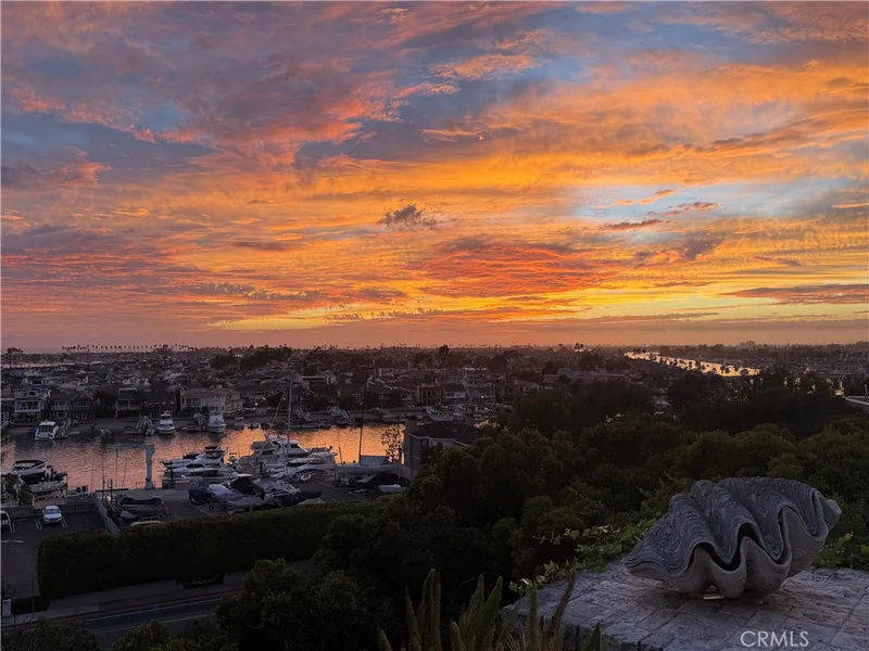 1535 Dolphin Terrace, Corona Del Mar, CA 92625