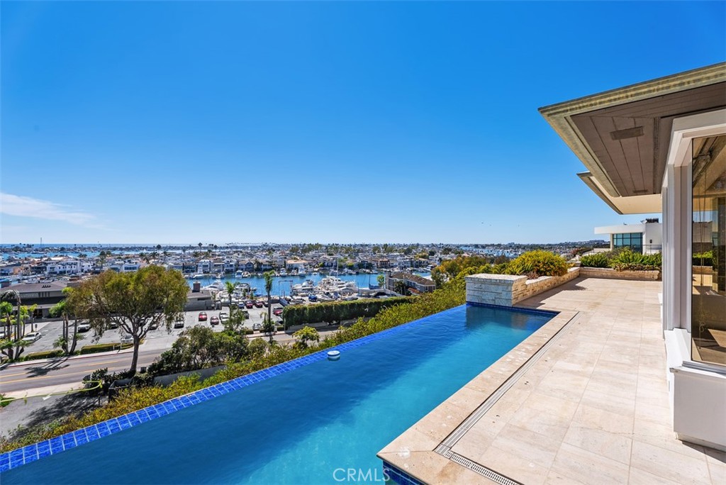 1535 Dolphin Terrace, Corona Del Mar CA 92625 - photo 2