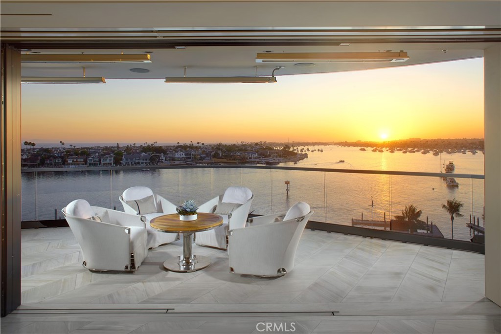 183 Carnation Avenue, Corona Del Mar CA 92625 - photo 2