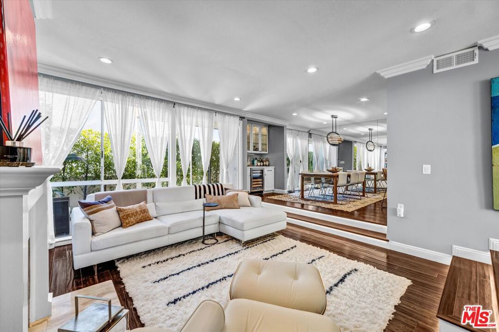 19 Canyon Crest Drive, Corona Del Mar CA 92625 - photo 4