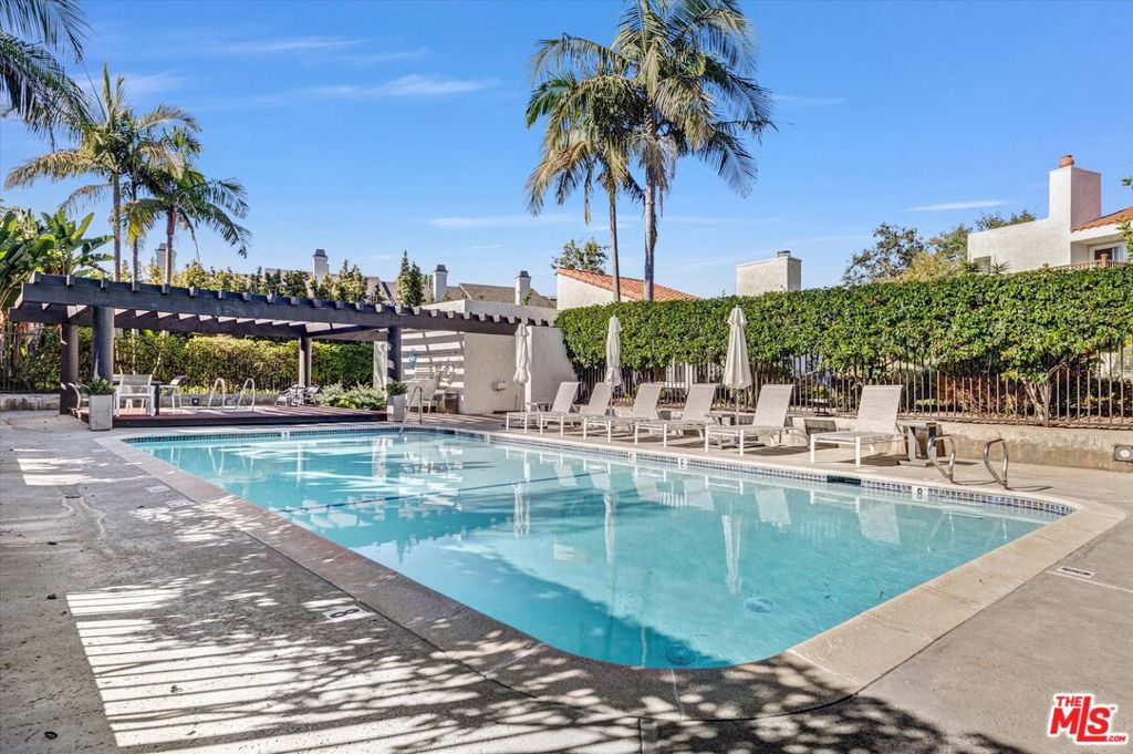 19 Canyon Crest Drive, Corona Del Mar CA 92625 - photo 30