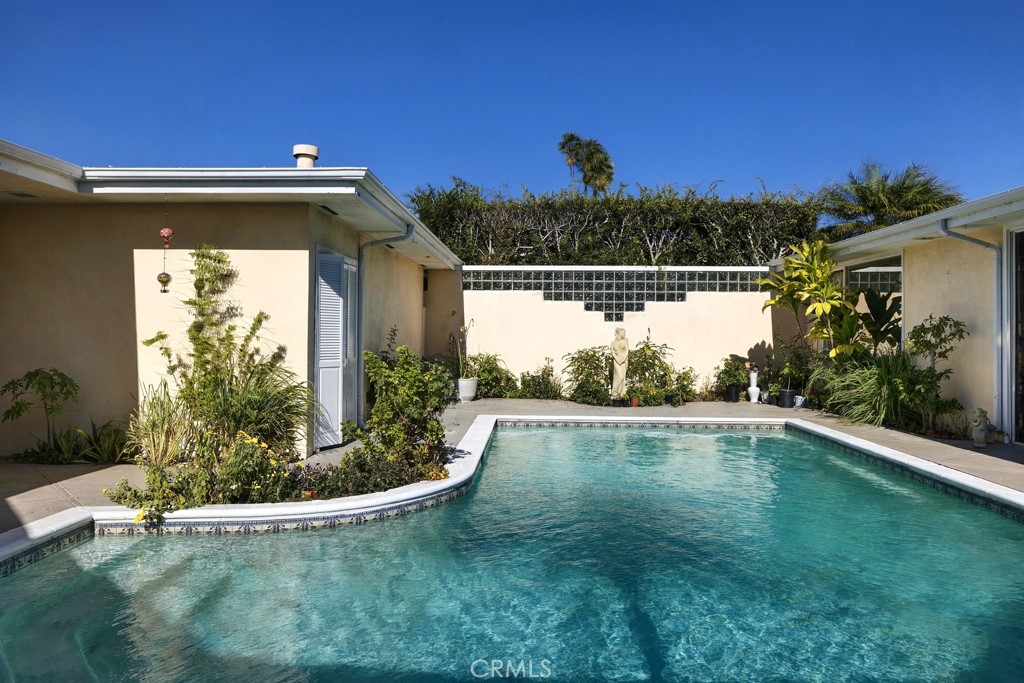 1915 Galatea, Corona Del Mar CA 92625 - photo 12