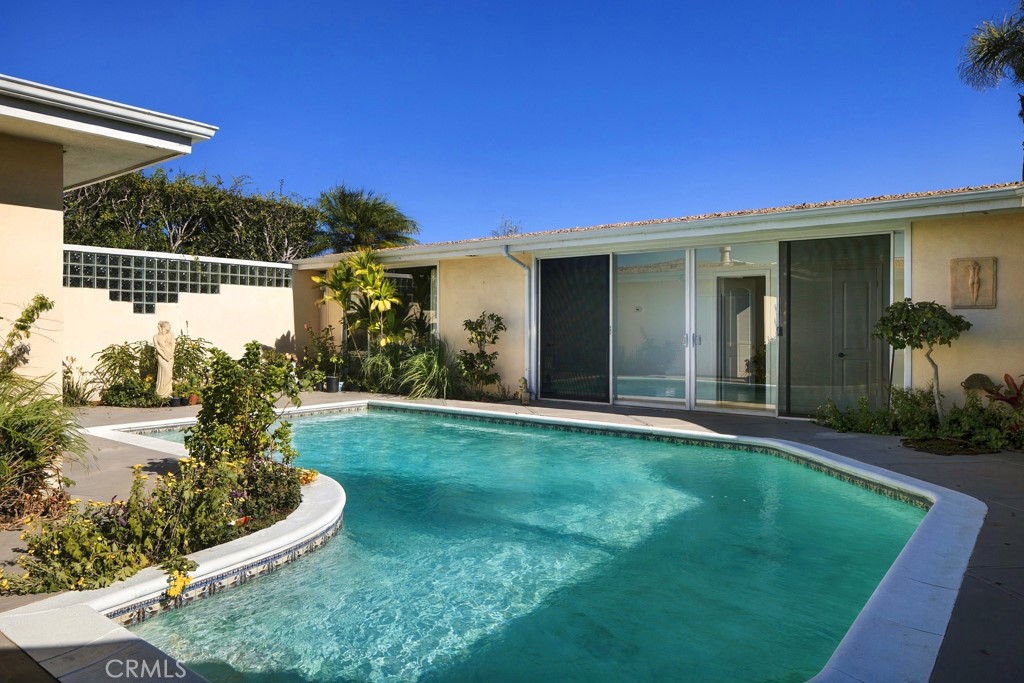 1915 Galatea, Corona Del Mar CA 92625 - photo 13