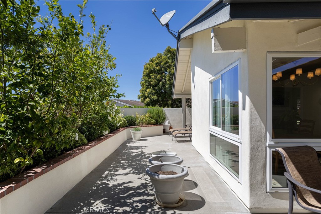 2 Shoal Drive, Corona Del Mar CA 92625 - photo 17
