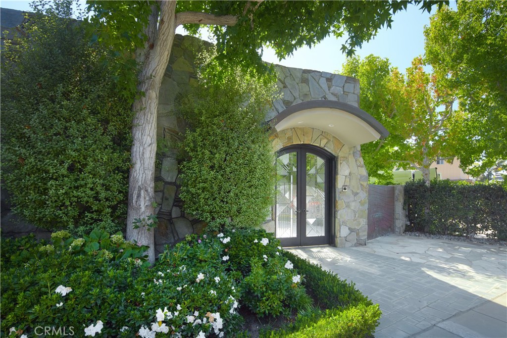 2027 Bayside Drive, Corona Del Mar CA 92625 - photo 3