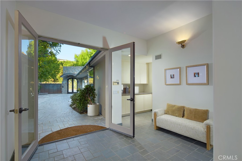2027 Bayside Drive, Corona Del Mar CA 92625 - photo 6