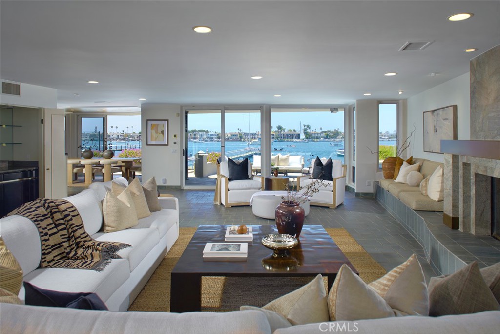 2027 Bayside Drive, Corona Del Mar CA 92625 - photo 11