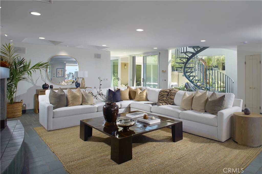 2027 Bayside Drive, Corona Del Mar CA 92625 - photo 13