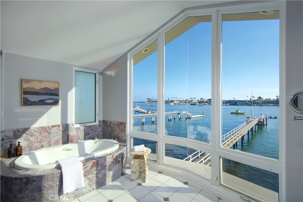 2027 Bayside Drive, Corona Del Mar CA 92625 - photo 32