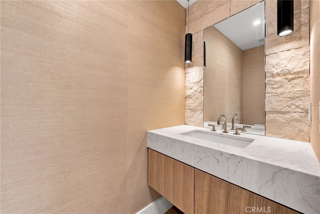 209 Narcissus Avenue, Corona Del Mar CA 92625 - photo 43