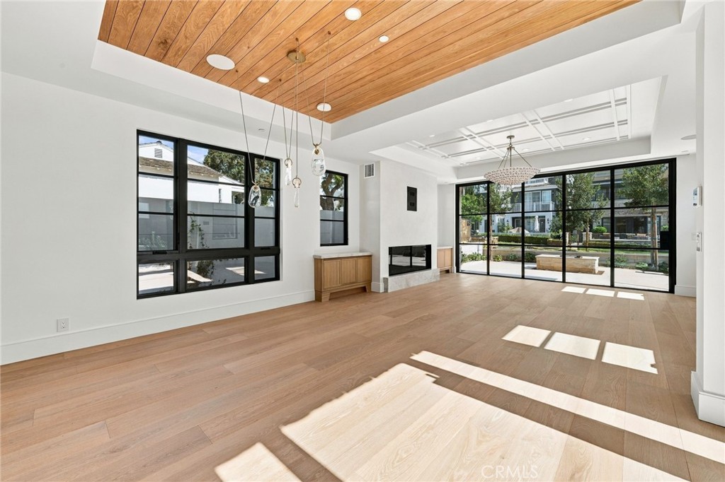 209 Narcissus Avenue, Corona Del Mar CA 92625 - photo 18