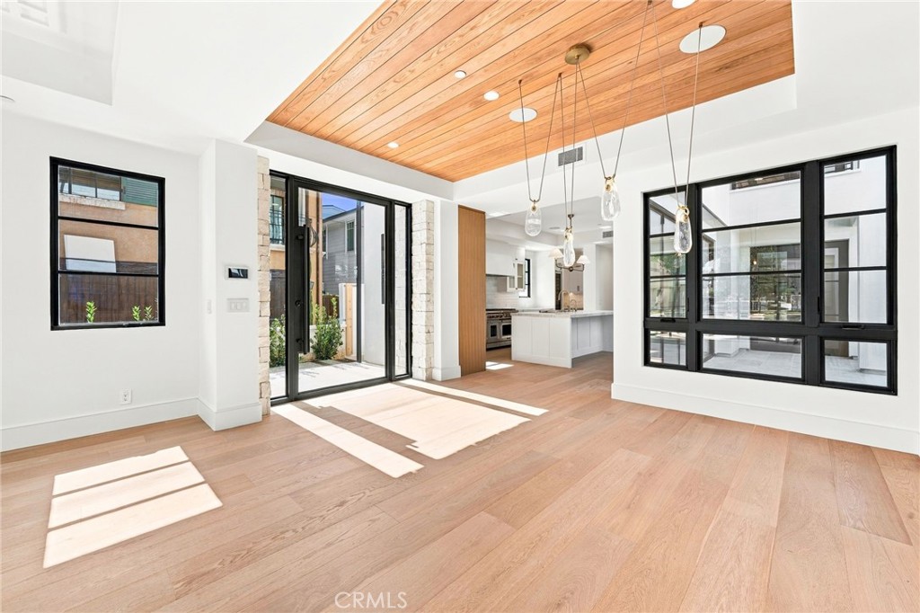209 Narcissus Avenue, Corona Del Mar CA 92625 - photo 19