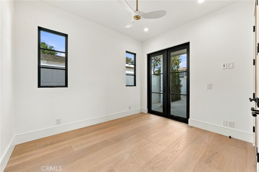209 Narcissus Avenue, Corona Del Mar CA 92625 - photo 24