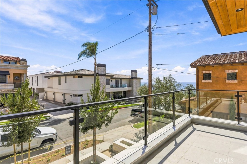 209 Narcissus Avenue, Corona Del Mar CA 92625 - photo 2