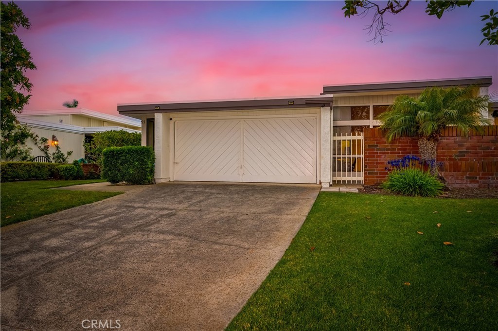 21 Beachcomber Drive, Corona Del Mar CA 92625 - photo 4