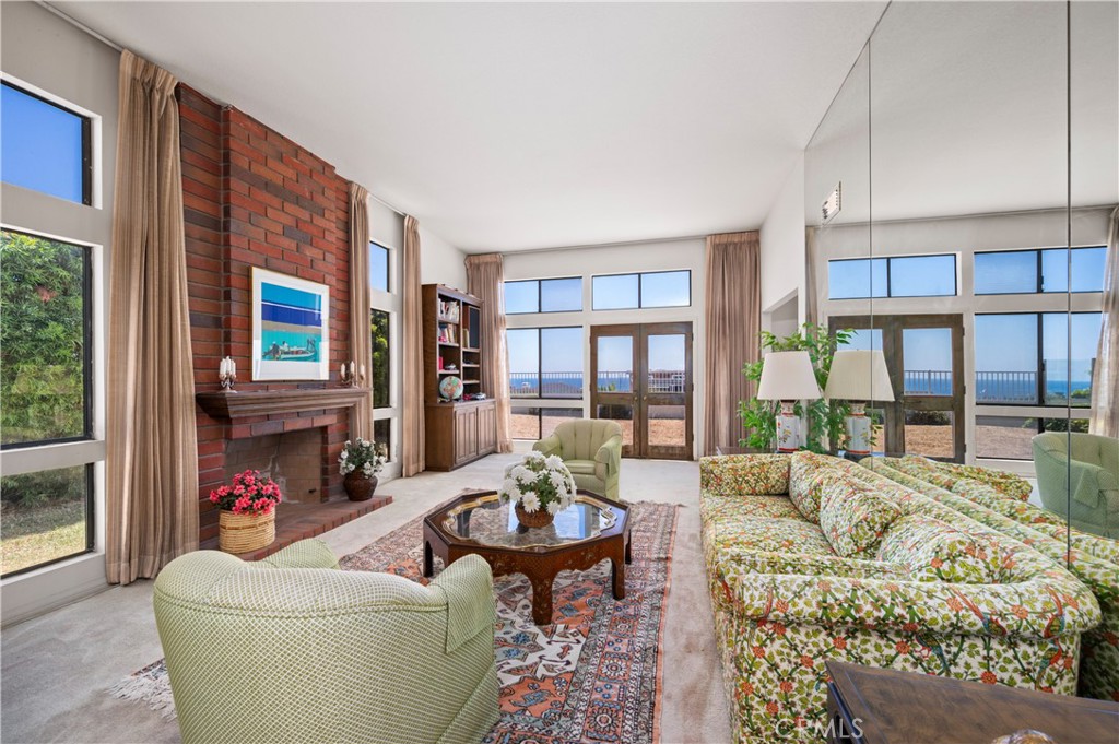 21 Beachcomber Drive, Corona Del Mar CA 92625 - photo 18