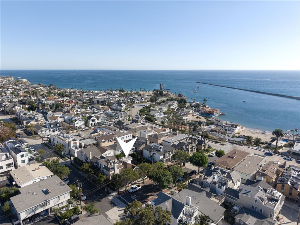 214 Dahlia, Corona Del Mar CA 92625 - photo 4