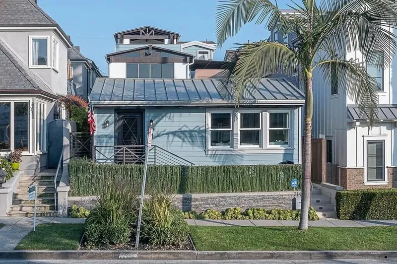 214 Marguerite Avenue, Corona Del Mar