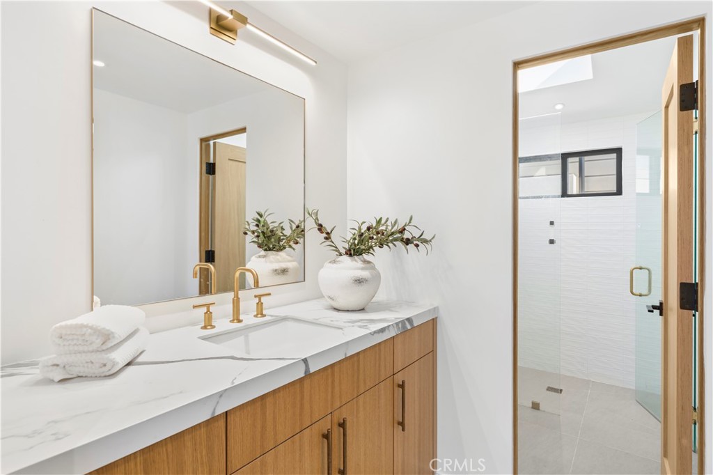 215 Goldenrod, Corona Del Mar CA 92625 - photo 32
