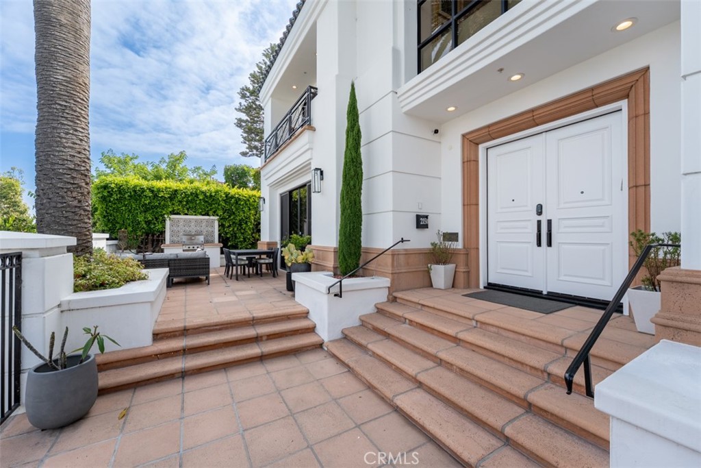 215 Poppy Avenue, Corona Del Mar CA 92625 - photo 4