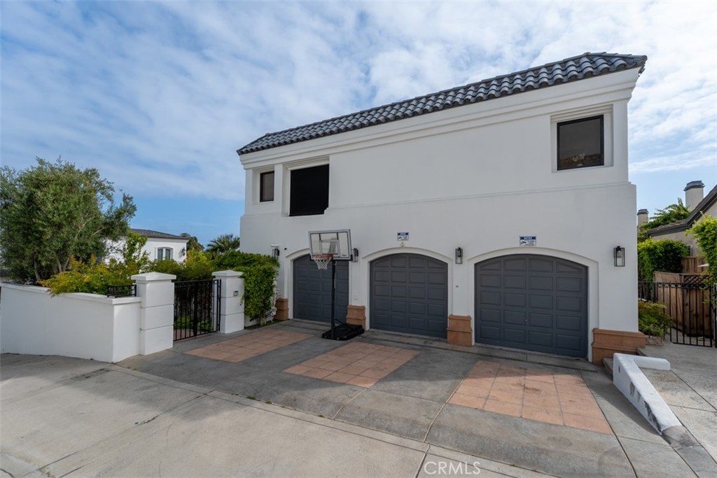 215 Poppy Avenue, Corona Del Mar CA 92625 - photo 9