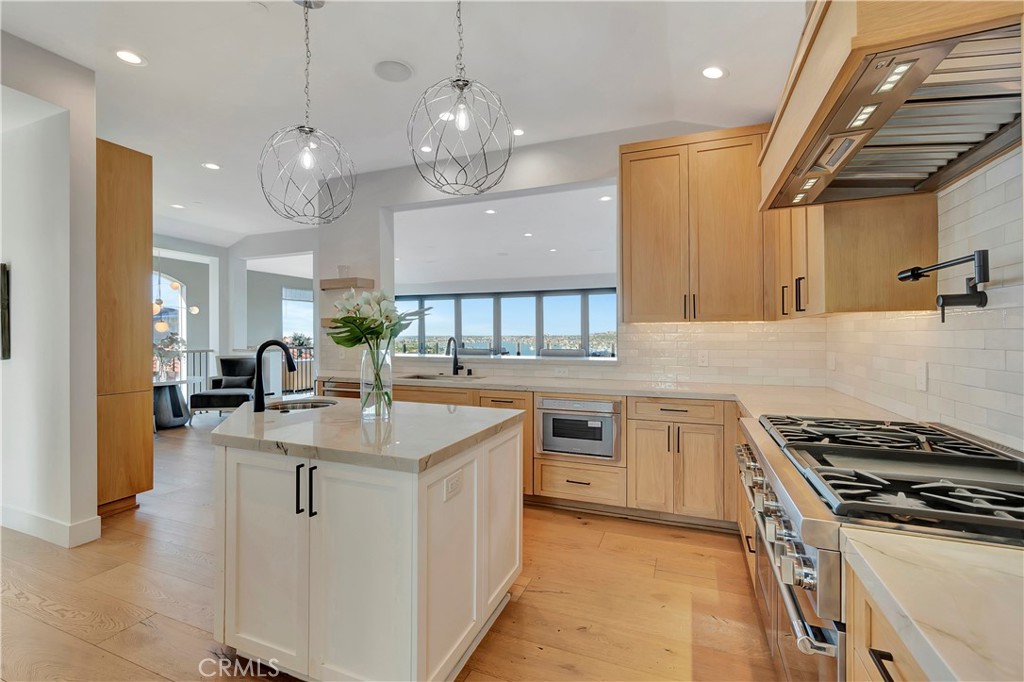 221 Carnation Avenue, Corona Del Mar CA 92625 - photo 9