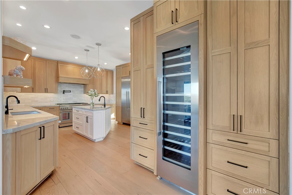221 Carnation Avenue, Corona Del Mar CA 92625 - photo 10