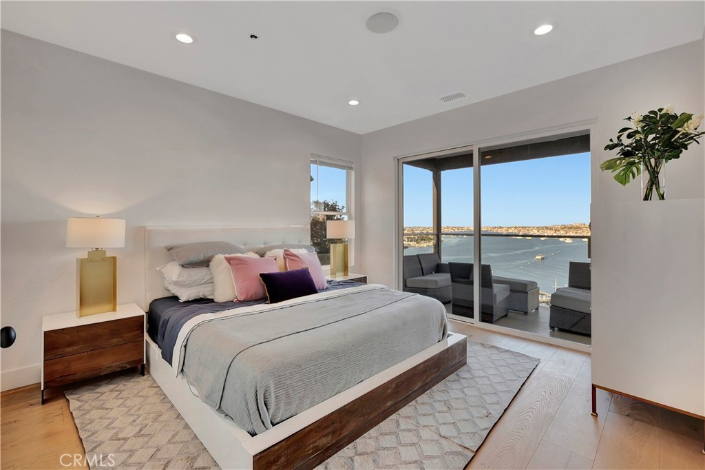 221 Carnation Avenue, Corona Del Mar CA 92625 - photo 15