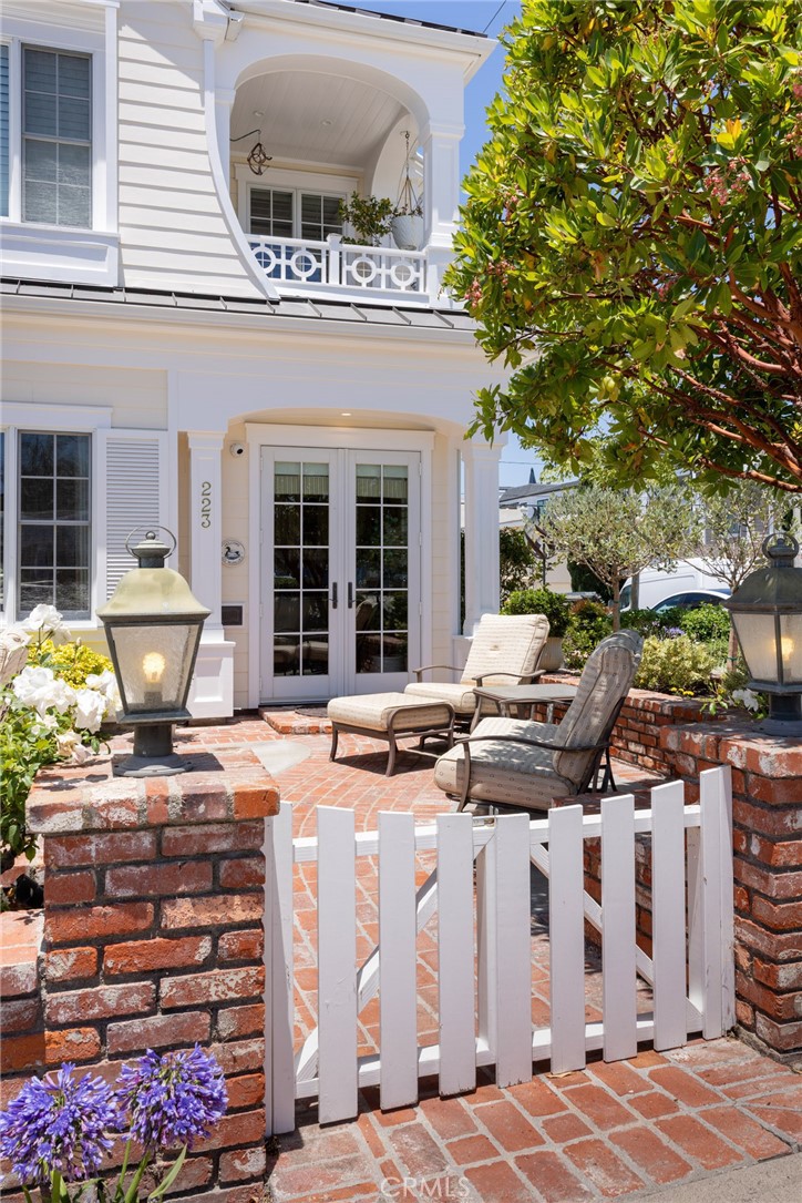223 Marigold Avenue, Corona Del Mar CA 92625 - photo 4