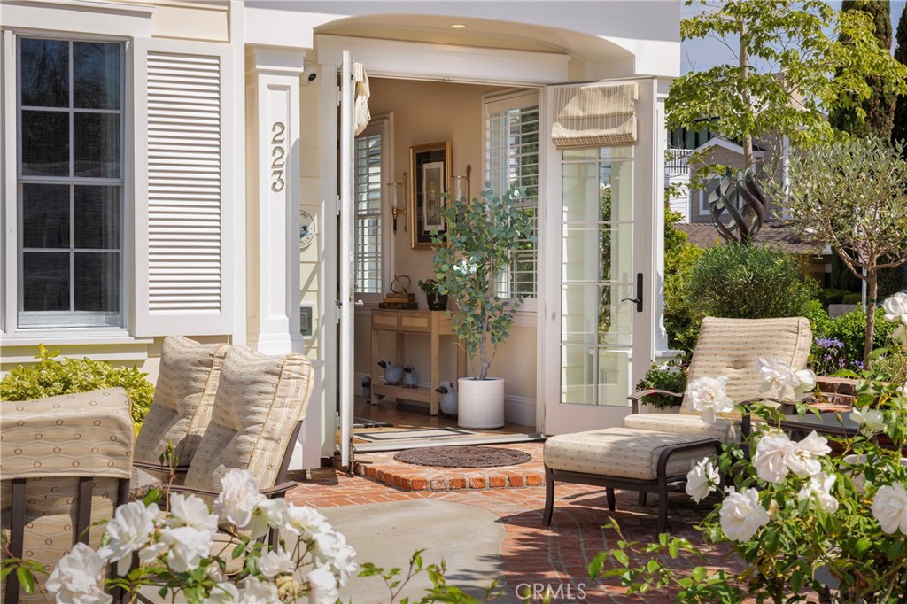 223 Marigold Avenue, Corona Del Mar CA 92625 - photo 5