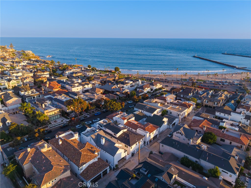 225 Jasmine, Corona Del Mar CA 92625 - photo 2