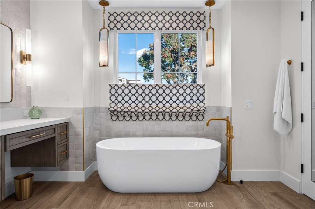 225 Jasmine, Corona Del Mar CA 92625 - photo 18