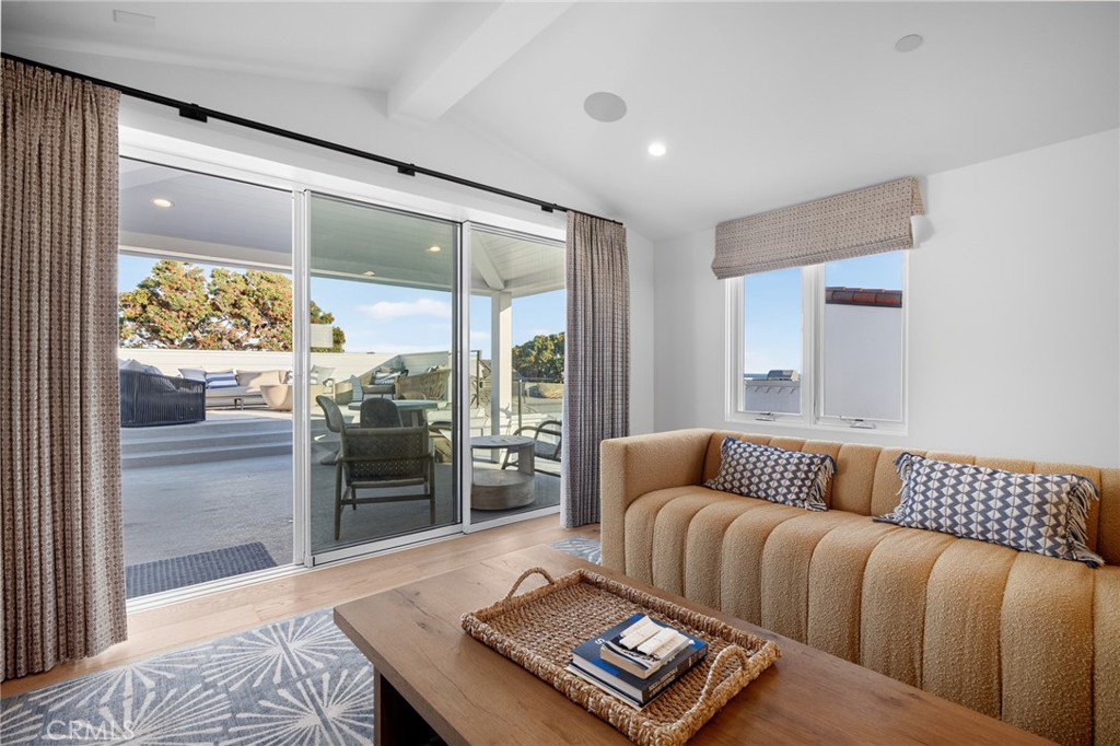 225 Jasmine, Corona Del Mar CA 92625 - photo 27